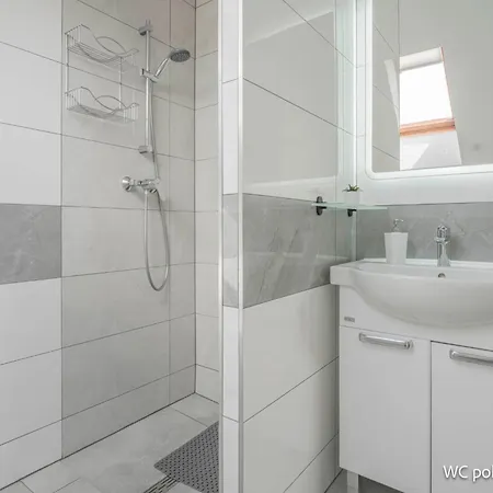 Remus House - Idealny Dla Par & Tylko 2-osobowe Pokoje, Dzieci Od 12 Lat, Bezplatny Parking 公寓 Jastrzębia Góra