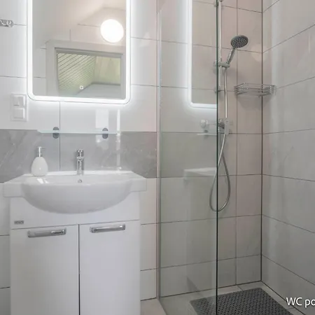 Remus House Apartments Spokojny Wypoczynek Dla Par, Tylko Pokoje 2-Osobowe