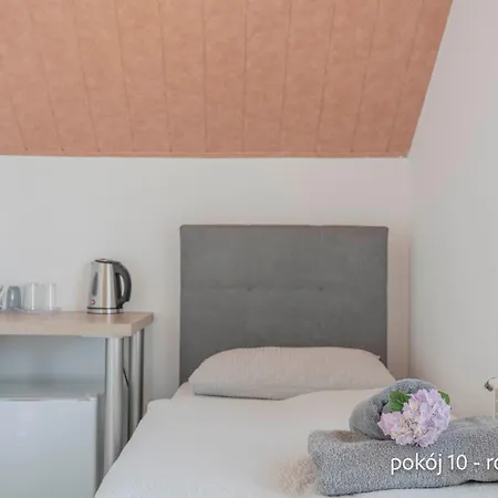 Remus House - Idealny Dla Par & Tylko 2-osobowe Pokoje, Dzieci Od 12 Lat, Bezplatny Parking * Jastrzebia Gora