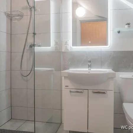 Remus House - Idealny Dla Par & Tylko 2-osobowe Pokoje, Dzieci Od 12 Lat, Bezplatny Parking * Jastrzębia Góra