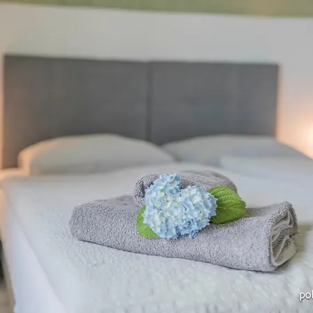 Remus House Apartments Spokojny Wypoczynek Dla Par, Tylko Pokoje 2-Osobowe