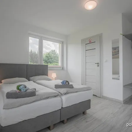 Remus House - Idealny Dla Par & Tylko 2-osobowe Pokoje, Dzieci Od 12 Lat, Bezplatny Parking 公寓