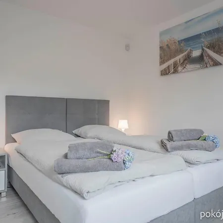 Remus House - Idealny Dla Par & Tylko 2-osobowe Pokoje, Dzieci Od 12 Lat, Bezplatny Parking Appartement Jastrzębia Góra