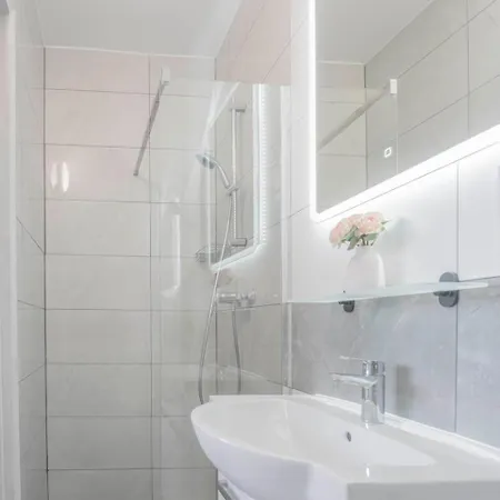 Remus House Apartments Spokojny Wypoczynek Dla Par, Tylko Pokoje 2-Osobowe Jastrzębia Góra