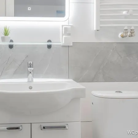 Remus House - Idealny Dla Par & Tylko 2-osobowe Pokoje, Dzieci Od 12 Lat, Bezplatny Parking * Jastrzębia Góra