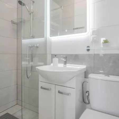 Remus House Apartments Spokojny Wypoczynek Dla Par, Tylko Pokoje 2-Osobowe Lejlighed