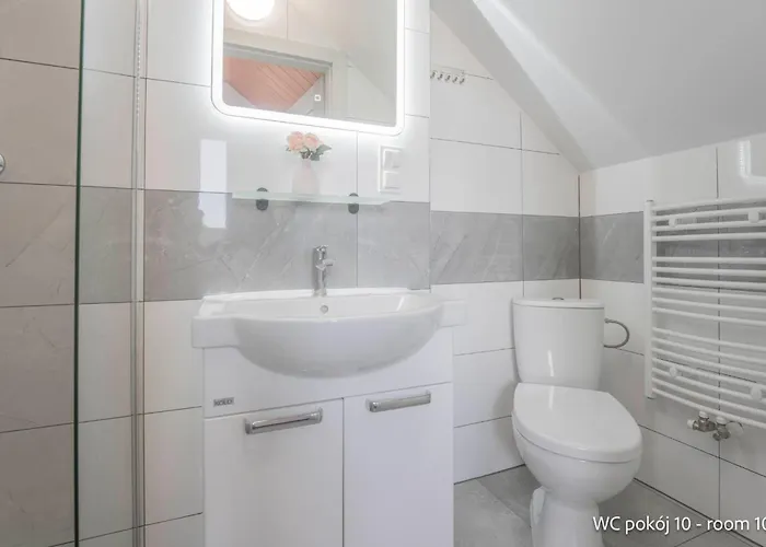 Remus House - Idealny Dla Par & Tylko 2-osobowe Pokoje, Dzieci Od 12 Lat, Bezplatny Parking * Jastrzębia Góra