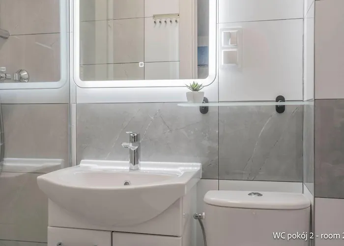 Apartament Remus House - Idealny Dla Par & Tylko 2-osobowe Pokoje, Dzieci Od 12 Lat, Bezplatny Parking Jastrzębia Góra