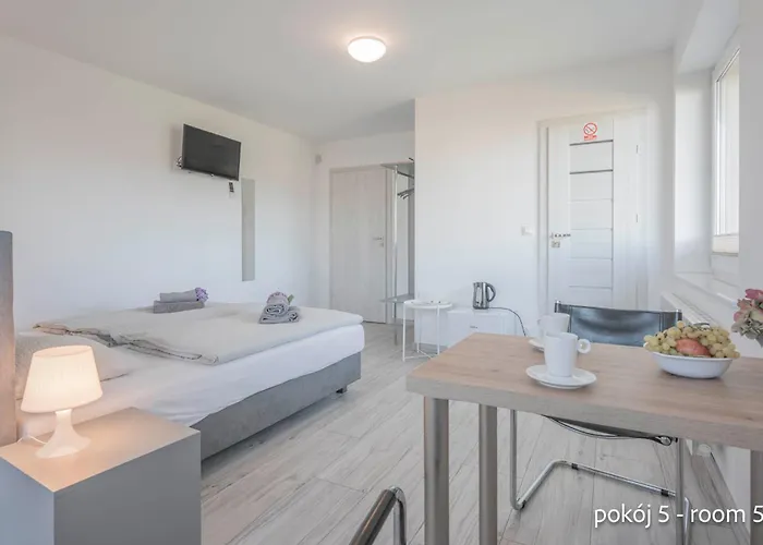 Remus House - Idealny Dla Par & Tylko 2-osobowe Pokoje, Dzieci Od 12 Lat, Bezplatny Parking Apartament
