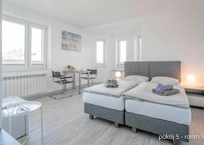 Apartament Remus House - Idealny Dla Par & Tylko 2-osobowe Pokoje, Dzieci Od 12 Lat, Bezplatny Parking *